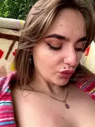 Night_dreams stripchat stream image