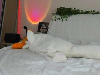 may-flowere camsoda stream image