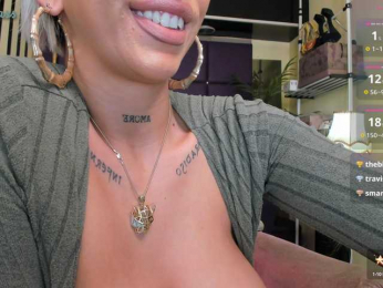 royalsquirt bongacams stream image