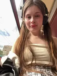 mmelicious stripchat stream image