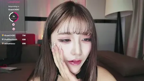 Kiki--2025 stripchat stream image