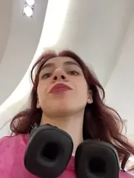 Lily__Belle stripchat stream image