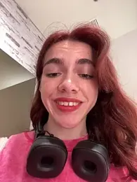 Lily__Belle stripchat stream image