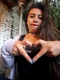 LIZ-06_ stripchat stream image