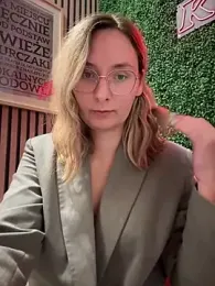 The_Snowwhitee stripchat stream image