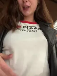 Dina_Tease stripchat stream image