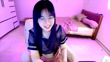 Queen_2k6 stripchat stream image