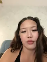 Aiko_Yumi stripchat stream image