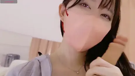 maii- stripchat stream image