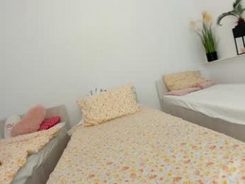 ehotlovea chaturbate stream image, 02.06.2025 02:00