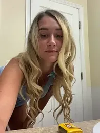 Kaylayoung12 stripchat stream image