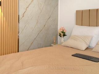 Madisson Queen flirt4free stream image