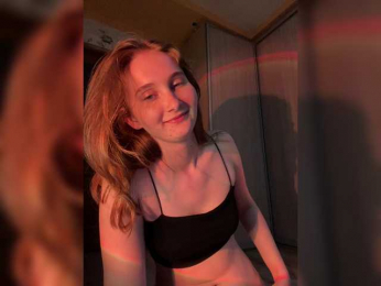 PeachGirl bongacams stream image