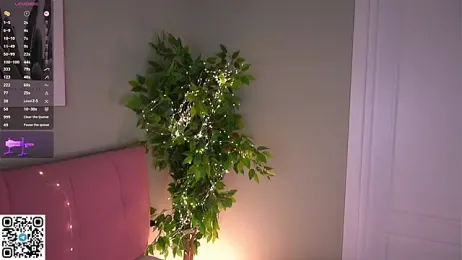 MiaBanger stripchat stream image