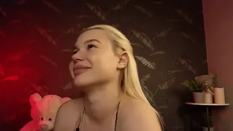 Lolly_girll stripchat stream image