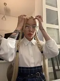 babydolll stripchat stream image