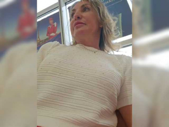 EditaMilf bongacams stream image