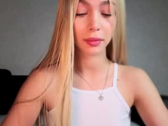 cutieeeeva chaturbate stream image