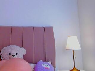 Bella Fontana flirt4free stream image