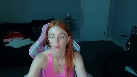Red_firesquirt stripchat stream image