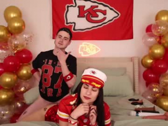 ari_lovexo chaturbate stream image