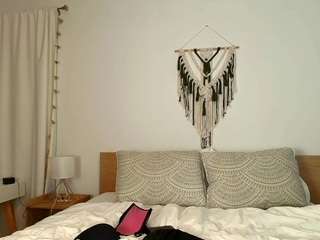 starryari69 camsoda stream image