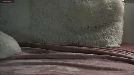 KarinBates stripchat stream image