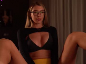 heyhorny_cb chaturbate stream image