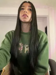 aly_golden_ stripchat stream image