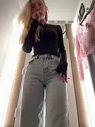 MariaTull stripchat stream image