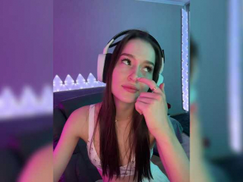 whiteTEA bongacams stream image