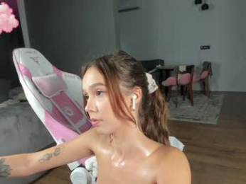 amilia4u chaturbate stream image