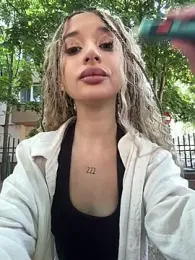 OdetteMason stripchat stream image