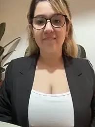 amooraaamoon stripchat stream image