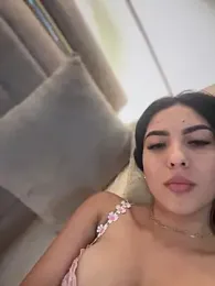 Sofia_Collins- stripchat stream image