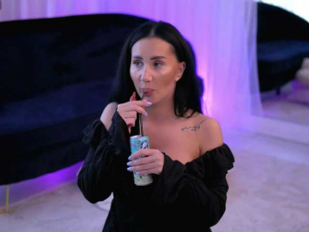 AnnaRhodes bongacams stream image