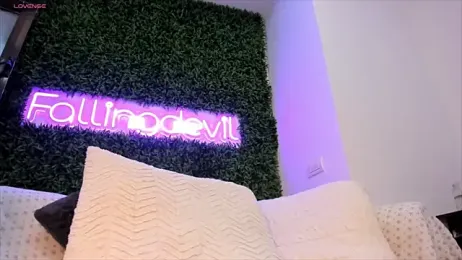 realhotfallingdevil stripchat stream image