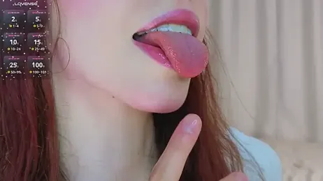 HappyVivy stripchat stream image