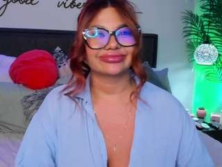 mollywhite camsoda stream image