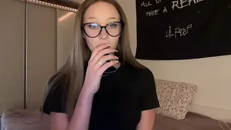 ur_molly stripchat stream image