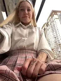 babydolll stripchat stream image