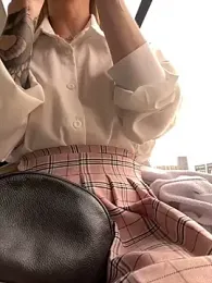 babydolll stripchat stream image