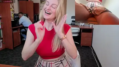 legsLONG stripchat stream image