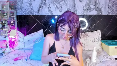 EmilyyGomez stripchat stream image