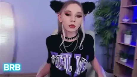 Shiny_Jennifer stripchat stream image