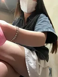 Tina_995 stripchat stream image