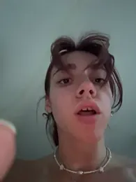 Lily__Belle stripchat stream image