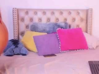 lenastyles camsoda stream image