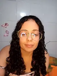 NinaSweet2 stripchat stream image