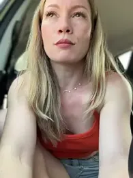 LavenderHot stripchat stream image